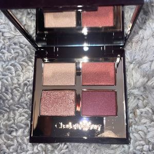Charlotte Tilbury Quad- Walk of No Shame- never used nor swatched NWOB